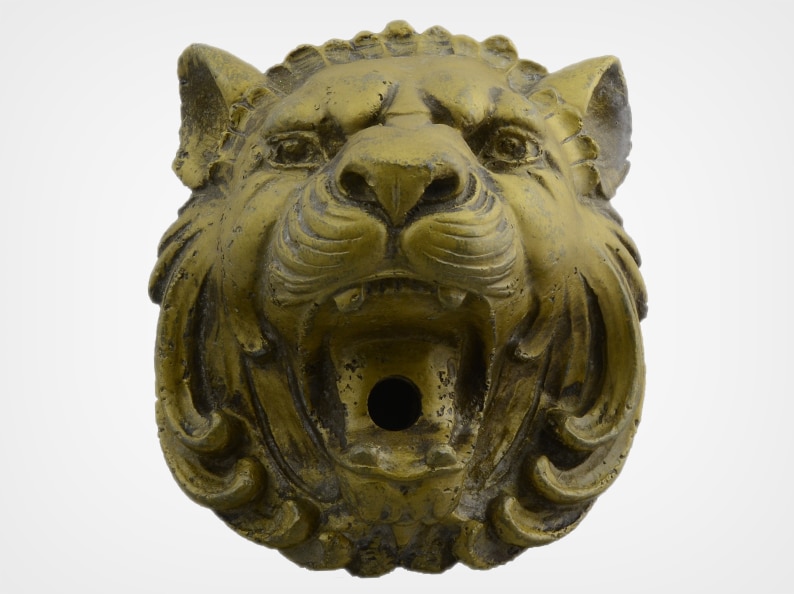 Lion-Antique